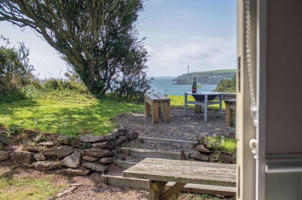 Haven View - 1 Bedroom Shepherds Hut - St Ishmaels Saint Ishmaels  Εξωτερικό φωτογραφία