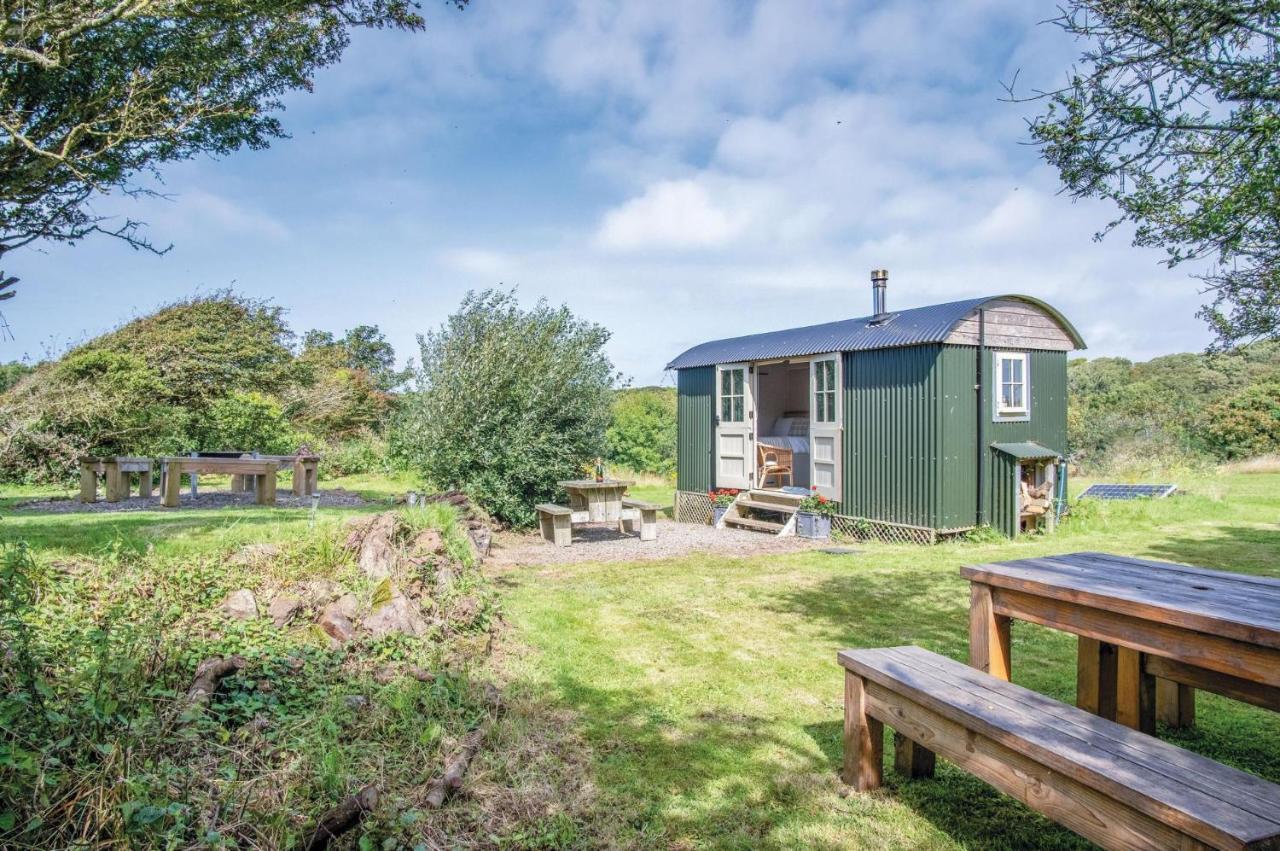 Haven View - 1 Bedroom Shepherds Hut - St Ishmaels Saint Ishmaels  Εξωτερικό φωτογραφία